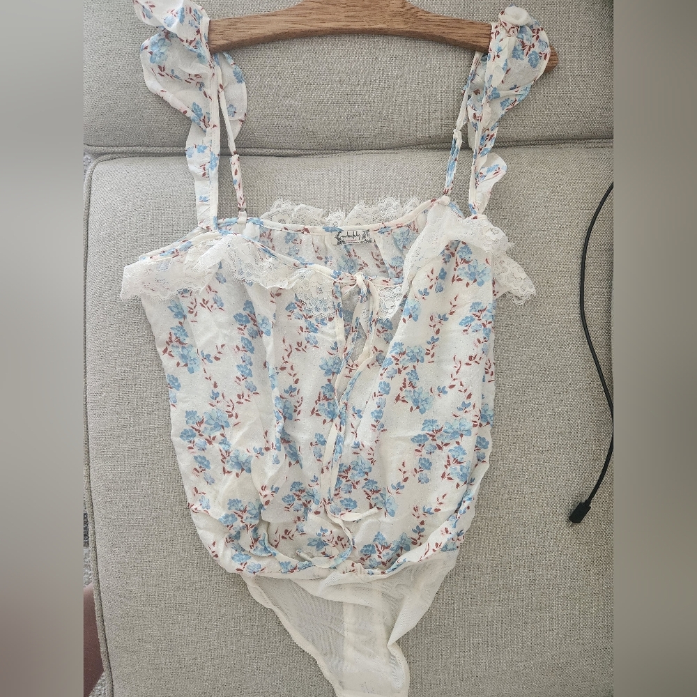 NWT FREE PEOPLE Take It Away Bodysuit size medium floral Womens - Picture 7 of 13
